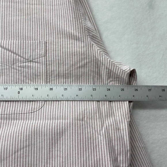 L.L. Bean Shirt Men's 34 Pink White Striped Long Sleeve Wrinkle Resistant Button - Picture 5 of 10